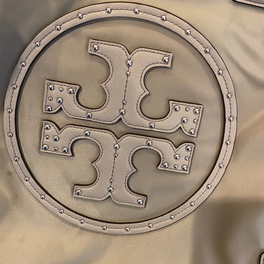 BRAND NEW — Tory Burch taupe shoulder/tote bag